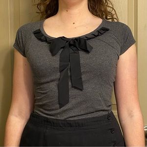 Y2K Grey T-shirt with ribbon detail, size XS but would fit Small